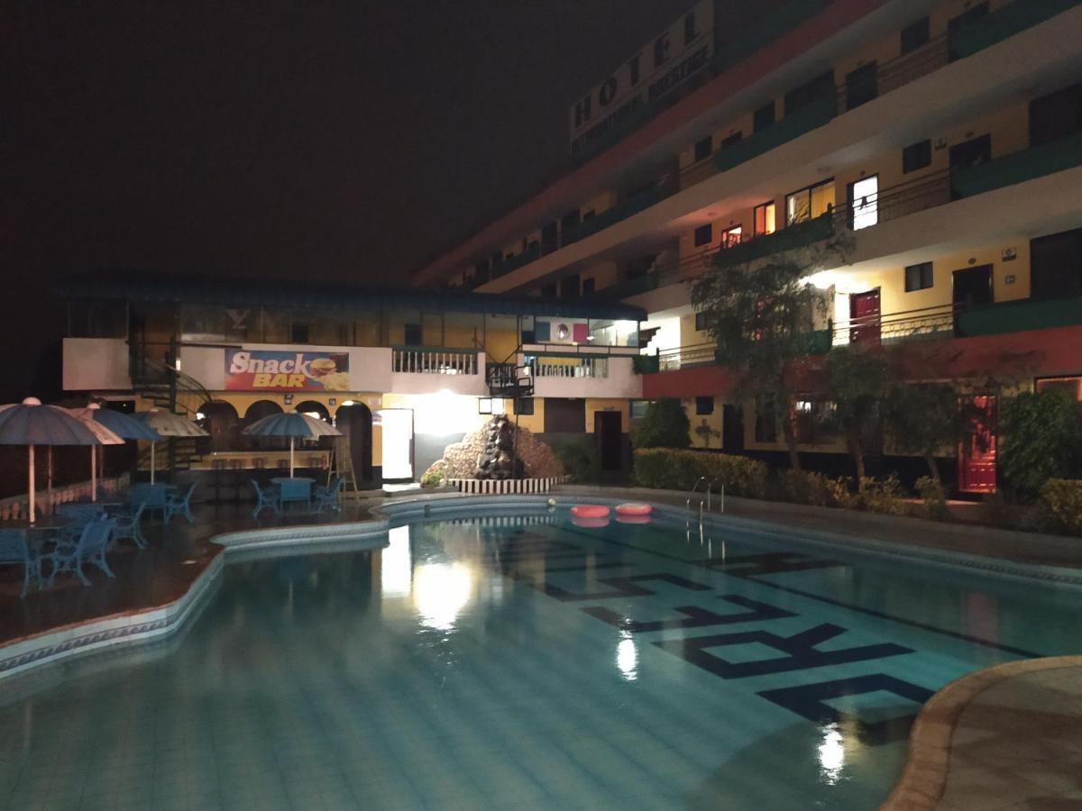Hotel International Prestige Амбато Екстер'єр фото