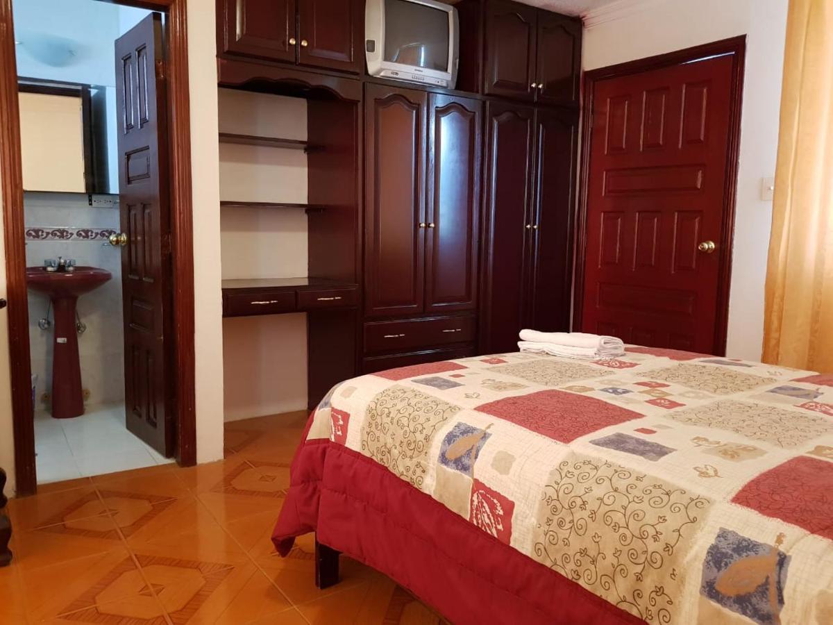 Hotel International Prestige Амбато Екстер'єр фото