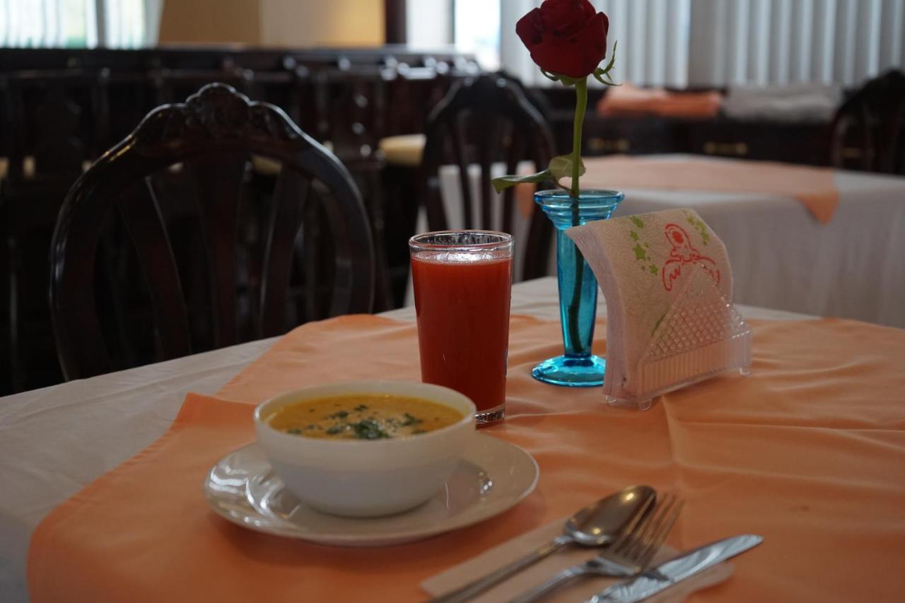 Hotel International Prestige Амбато Екстер'єр фото