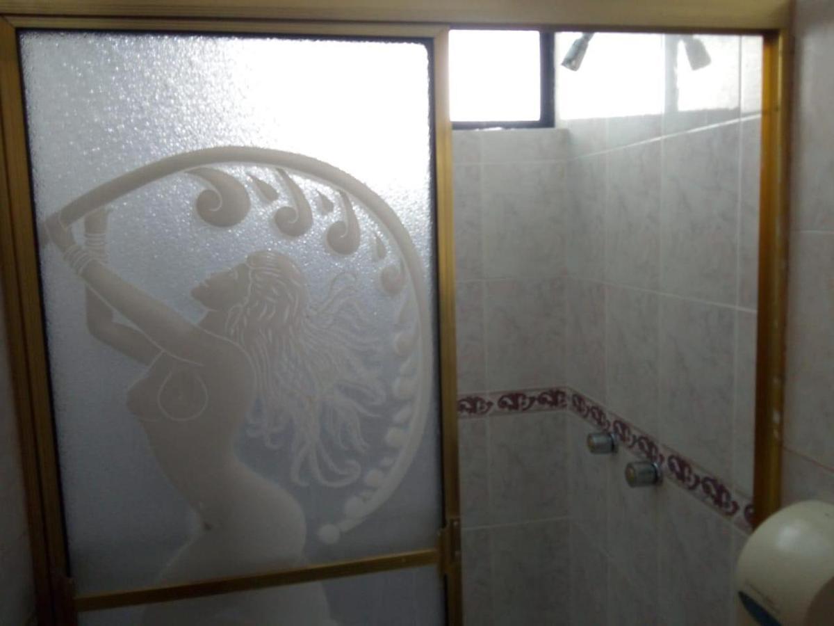 Hotel International Prestige Амбато Екстер'єр фото