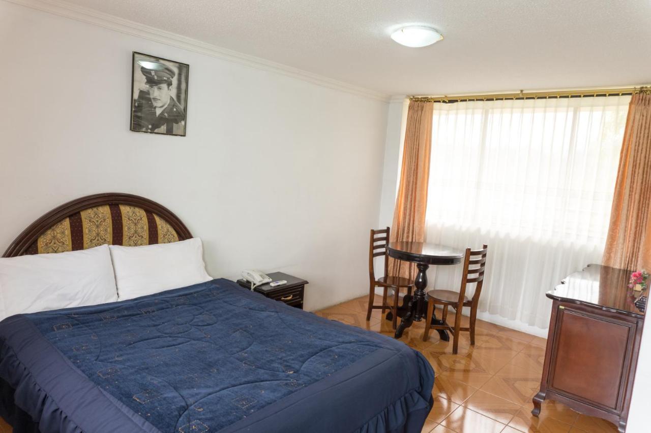 Hotel International Prestige Амбато Екстер'єр фото